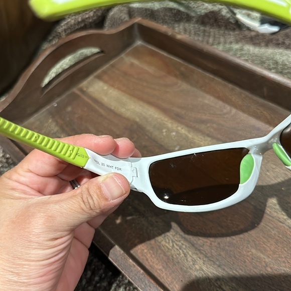 Designer sport sunglasses bundle - Picture 13 of 17